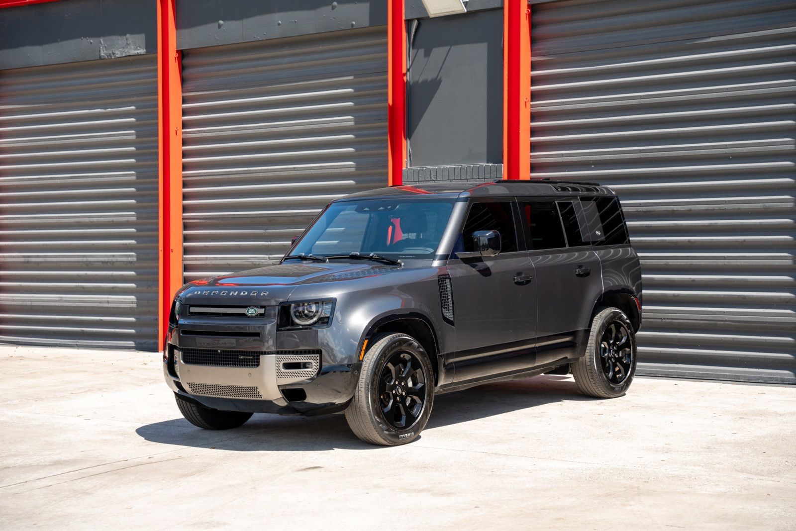 2022 Land Rover Defender 110 X-Dynamic SE AWD