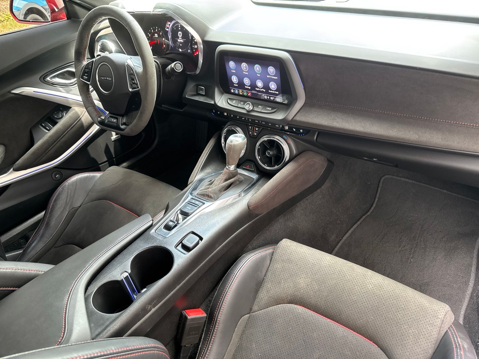 Used 2021 Wild Cherry Tintcoat Chevrolet ZL1 image 31