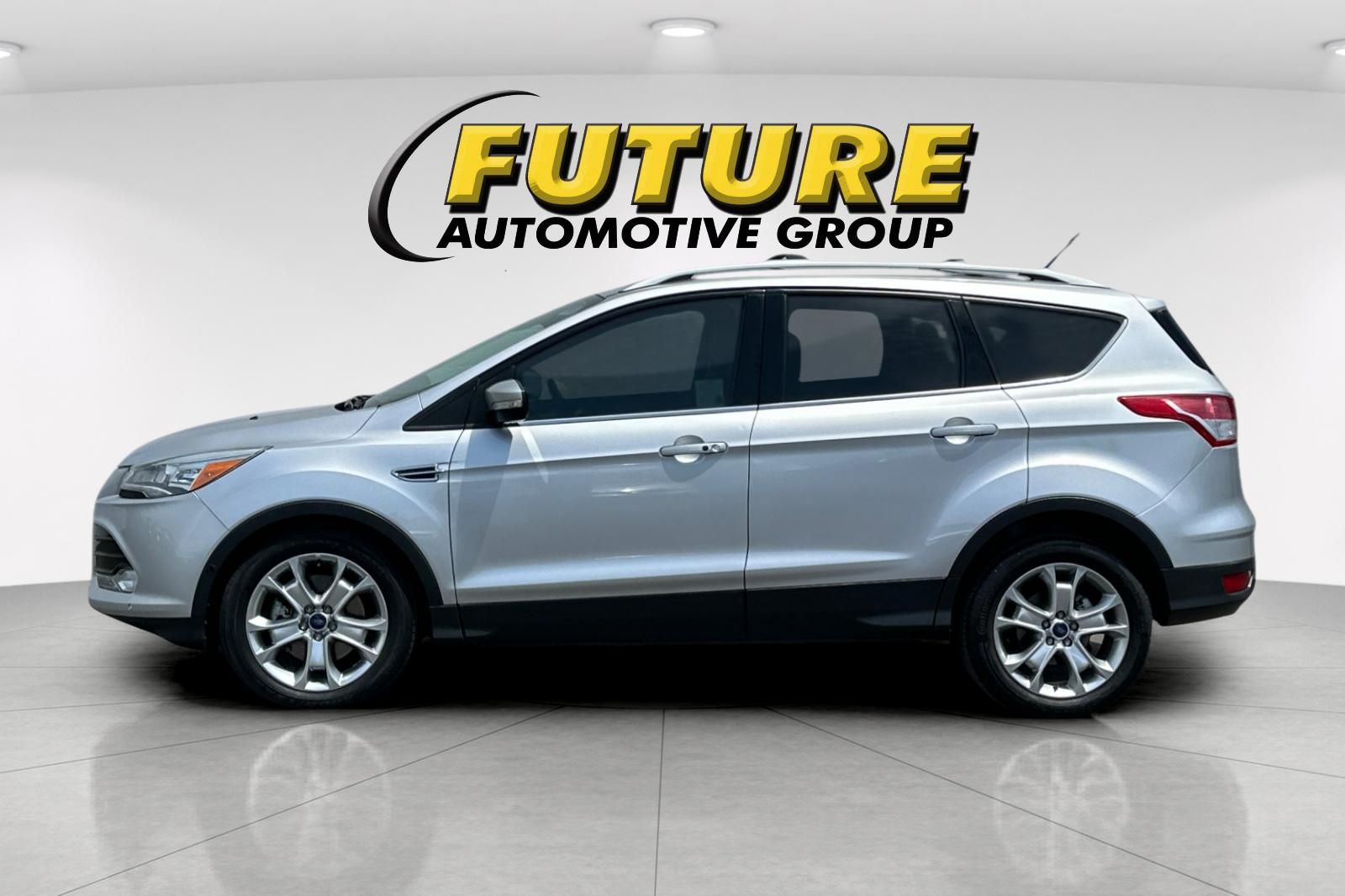 View vehicle photo 6