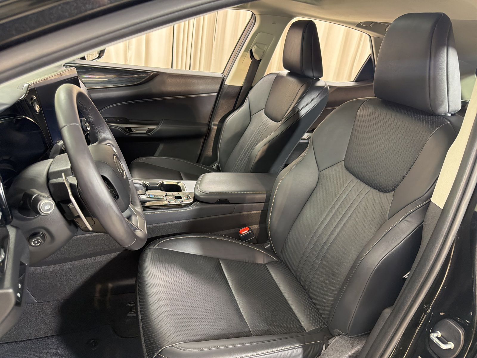 Used 2024 Black Lexus 350 Premium image 9