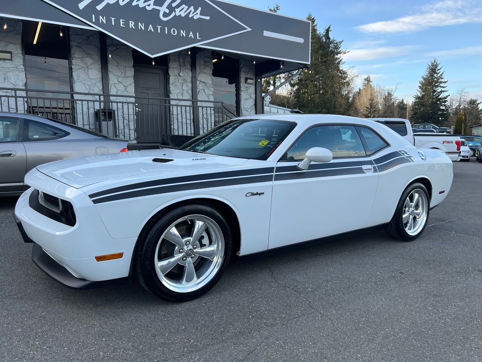 Bright White Clearcoat 2012 Dodge Challenger Coupe Rear-Wheel Drive 5-Speed Automatic