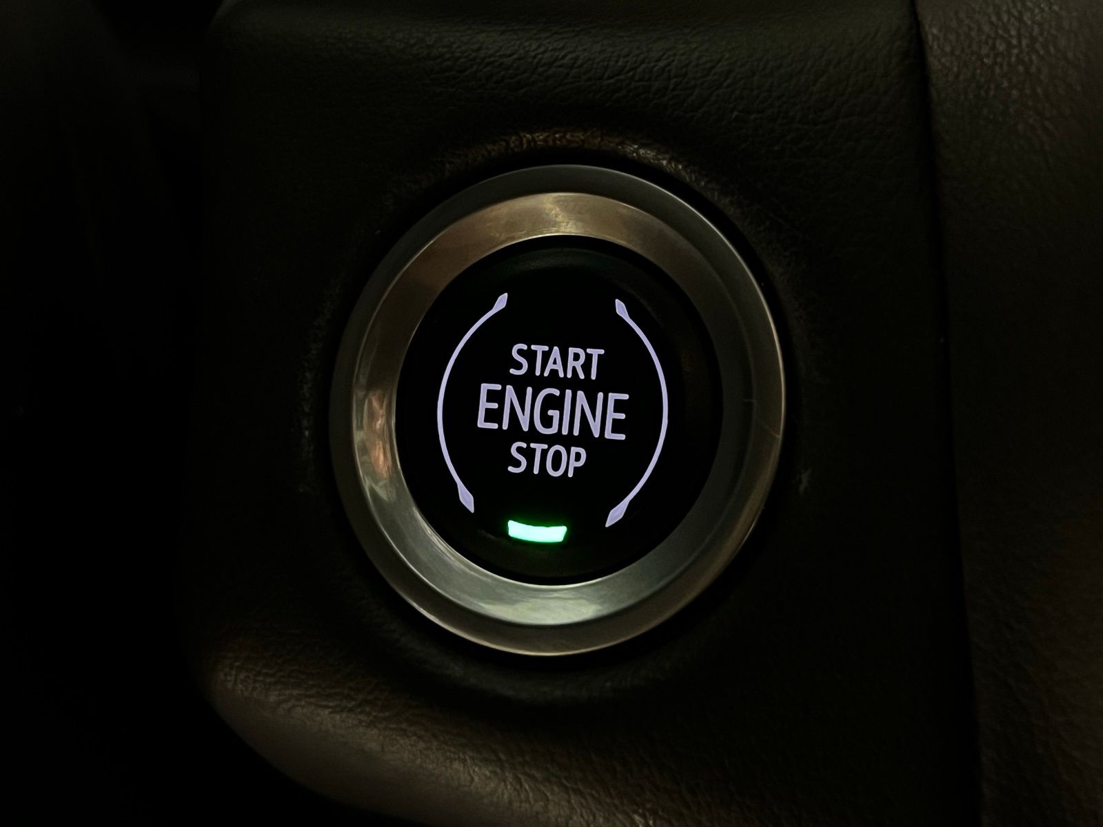 Thumbnail: 2022 GMC Yukon XL - 23