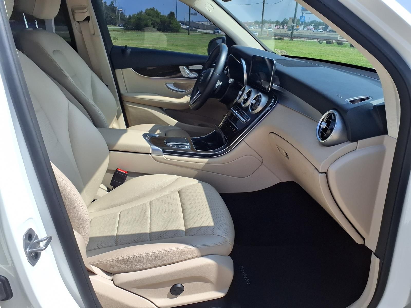 2021 Mercedes-Benz GLC GLC 300 White at Westside Lexus