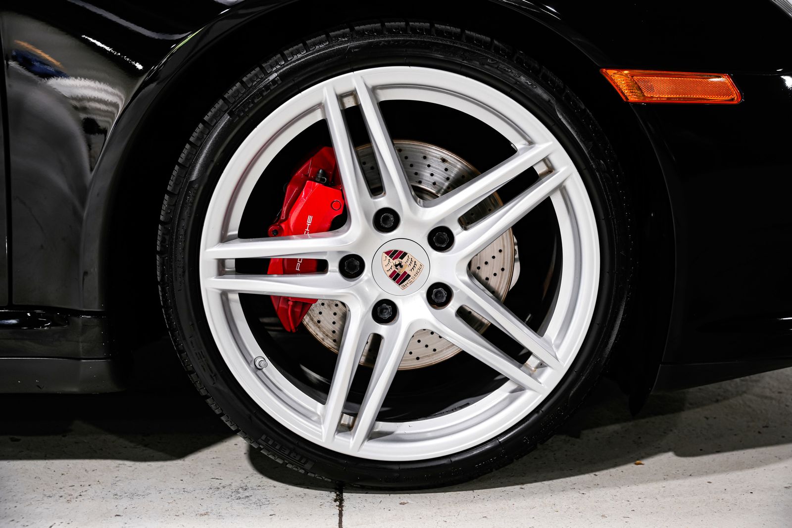 2010 Porsche 911 Carrera 4S — photo 47