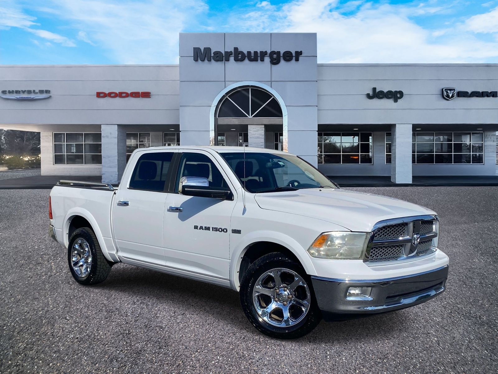 Bright White Clearcoat 2011 RAM 1500 Laramie Crew Cab 4WD Pickup Truck Four-Wheel Drive 5-Speed Automatic