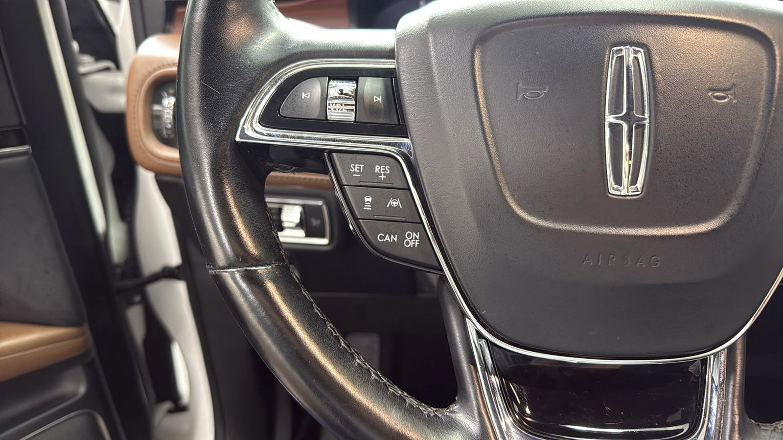 Used Car 2022 Lincoln Nautilus  Reserve For Sale Under $40,000 In Austin, Texas