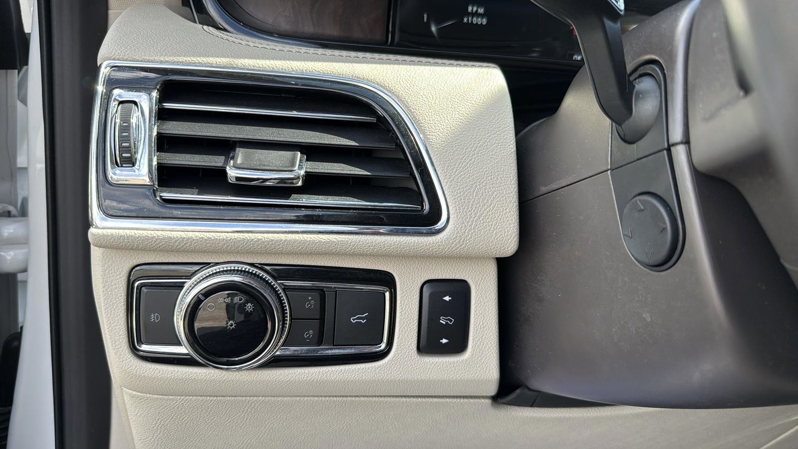 Used Car 2021 Lincoln Navigator  Reserve For Sale Under $50,000 In Austin, Texas