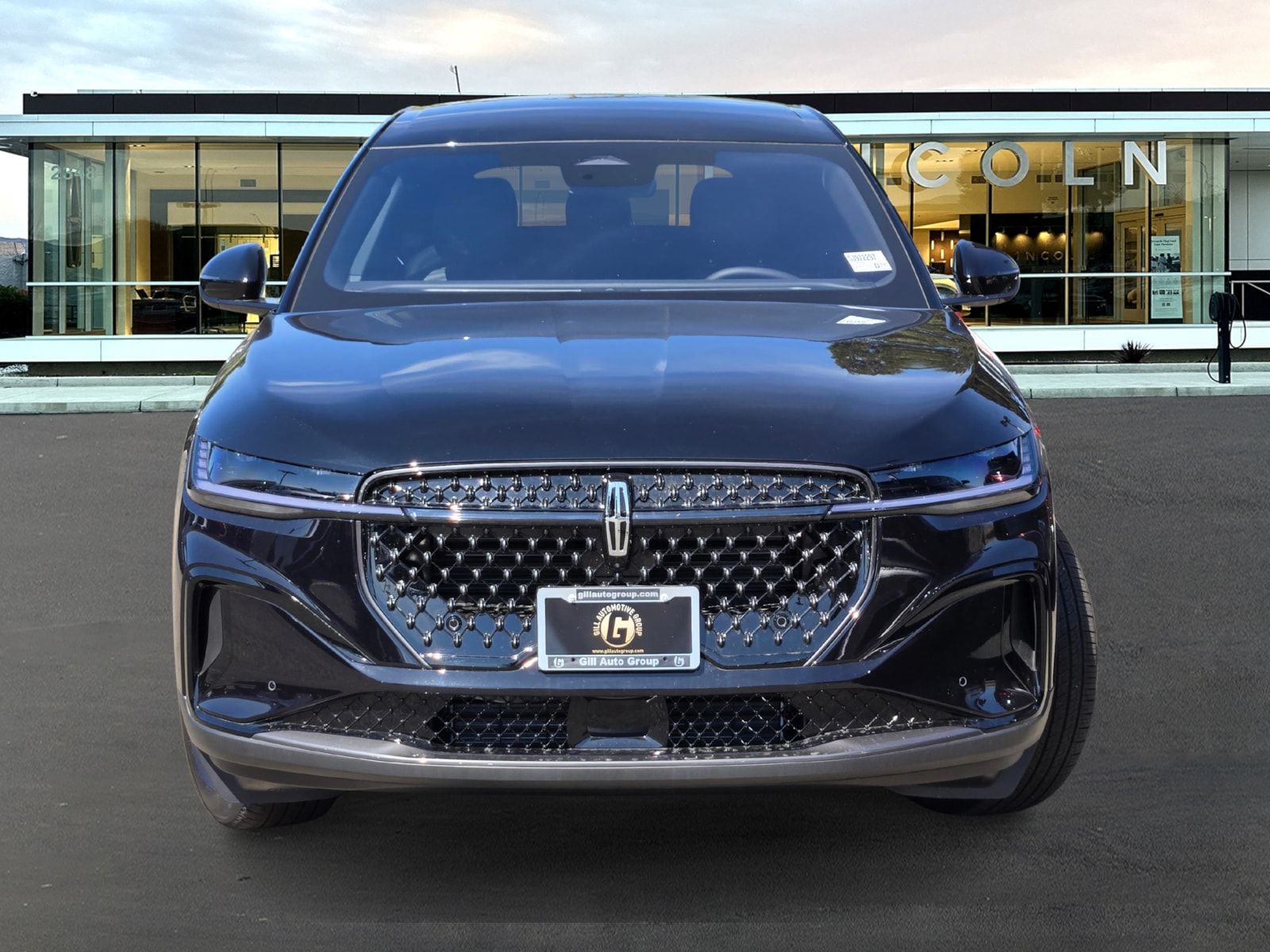 New 2025 Black Lincoln Premiere image 2