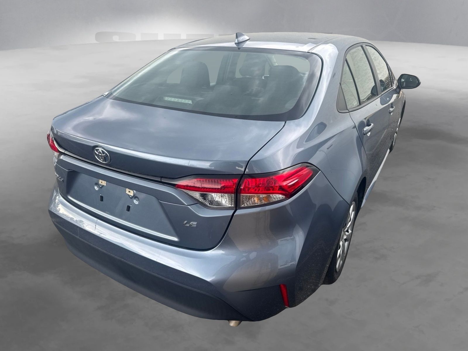 Used 2025  Toyota LE image 6
