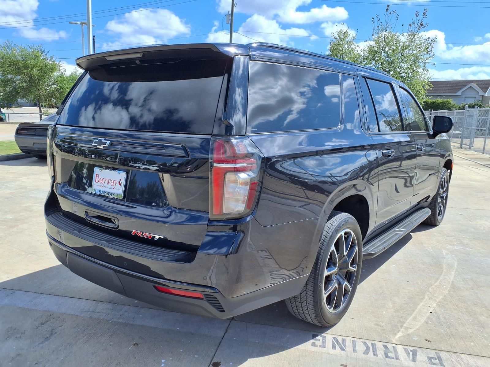 2024 Chevrolet Suburban RST - 4