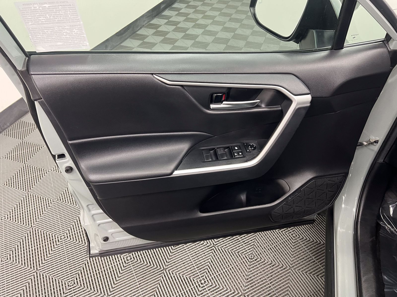used 2021 Toyota RAV4 car, priced at $23,996
