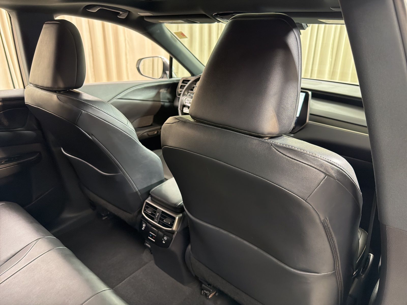 Used 2025 White Lexus 350 Premium image 40