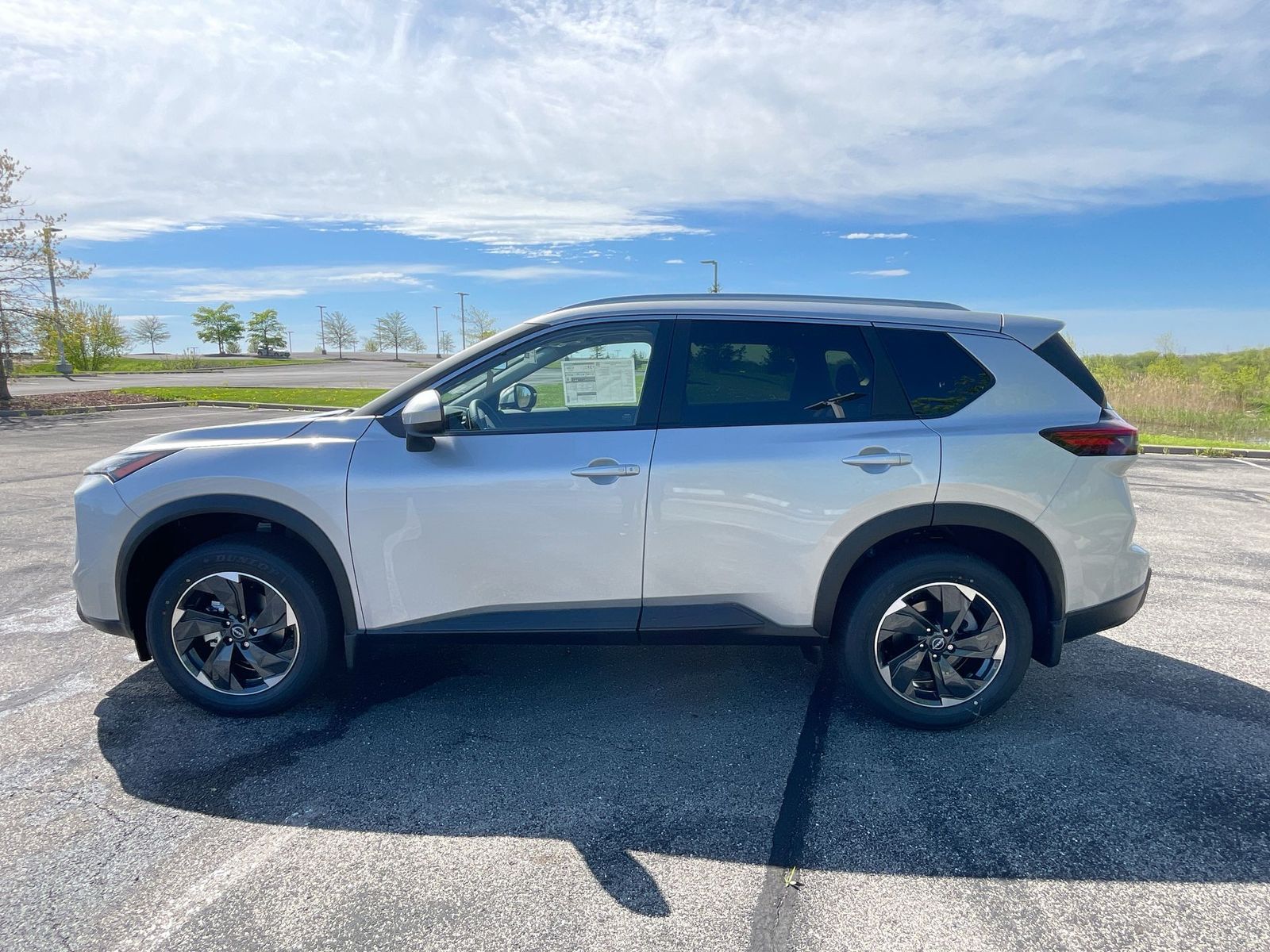 2024 Nissan Rogue SV 31