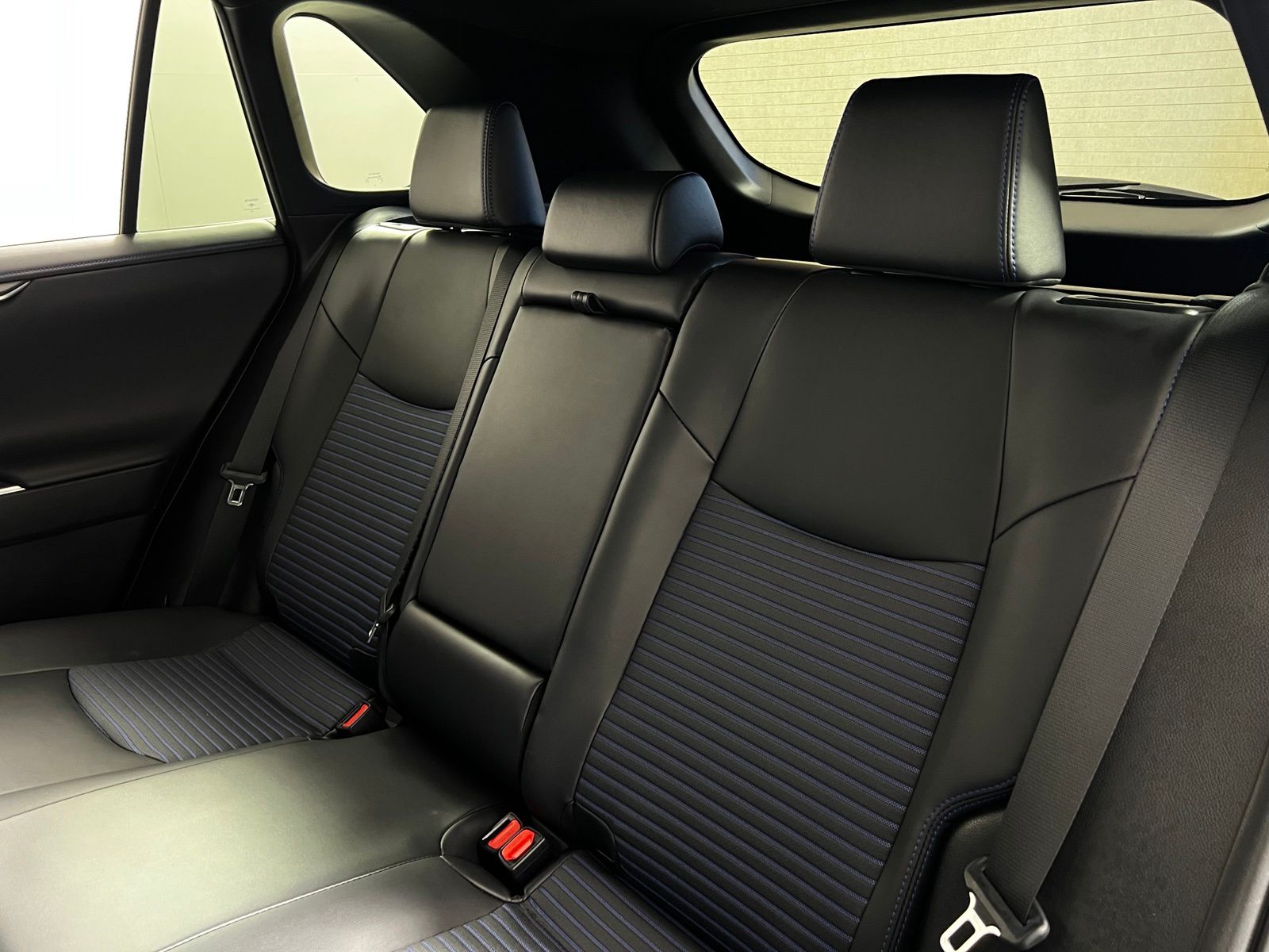 Thumbnail: 2024 Toyota RAV4 - 24