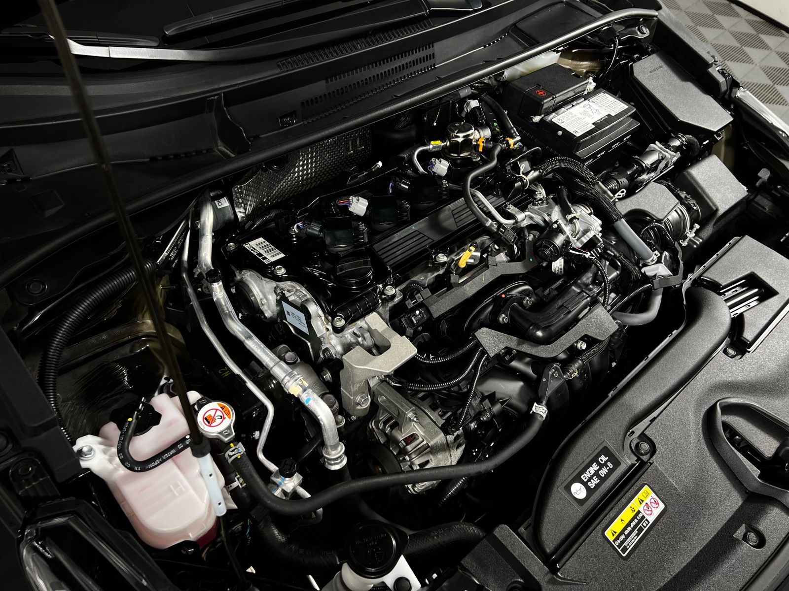 Thumbnail: 2024 Toyota Corolla - 10