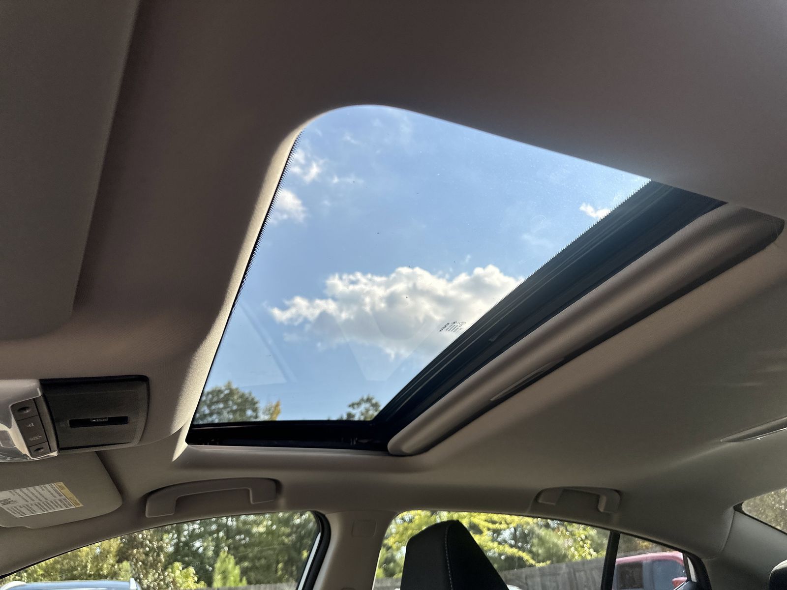 2025 Nissan Altima 2.5 SV photo 4