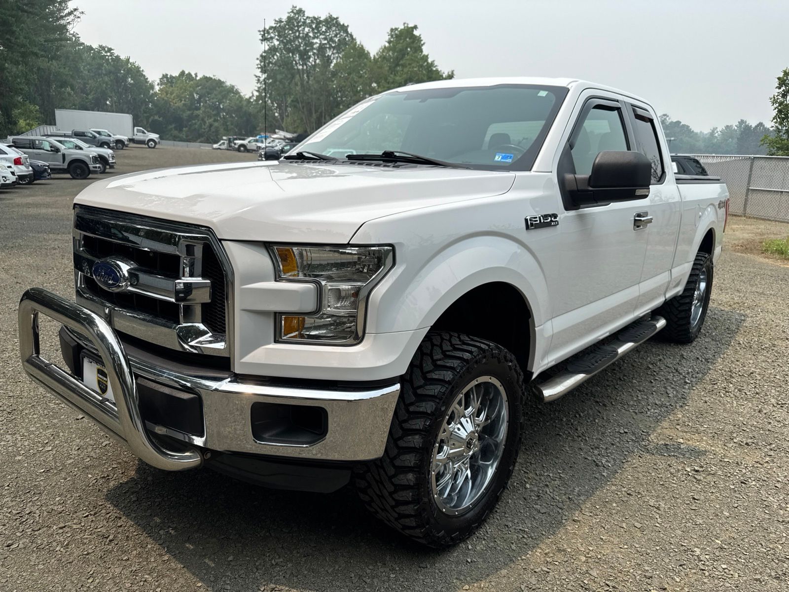 Used 2015 Oxford White Ford XLT image 26