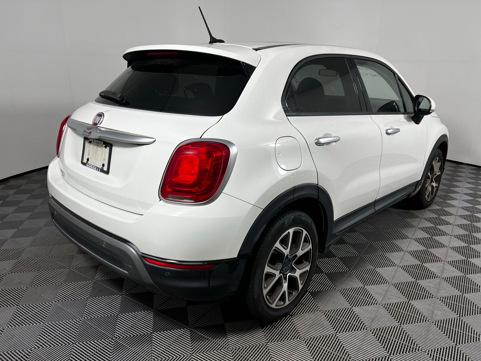 Thumbnail: 2016 Fiat 500X - 5