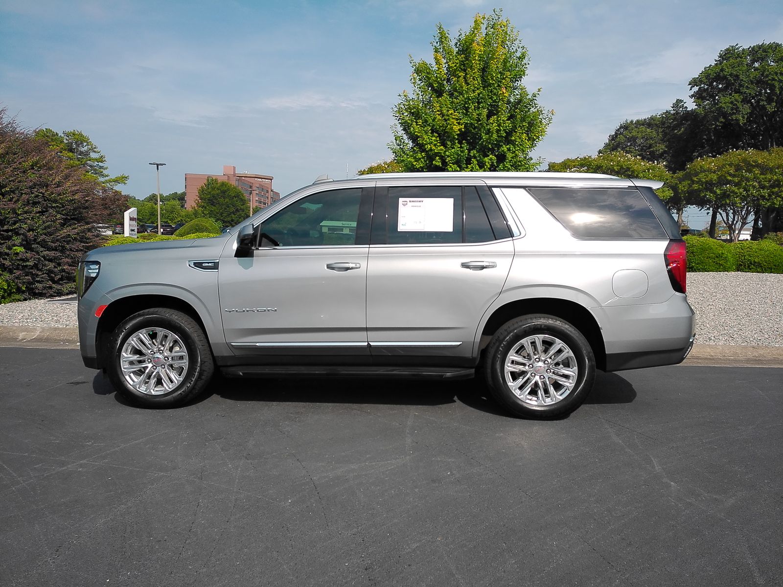 Used 2024 Silver GMC SLT image 7