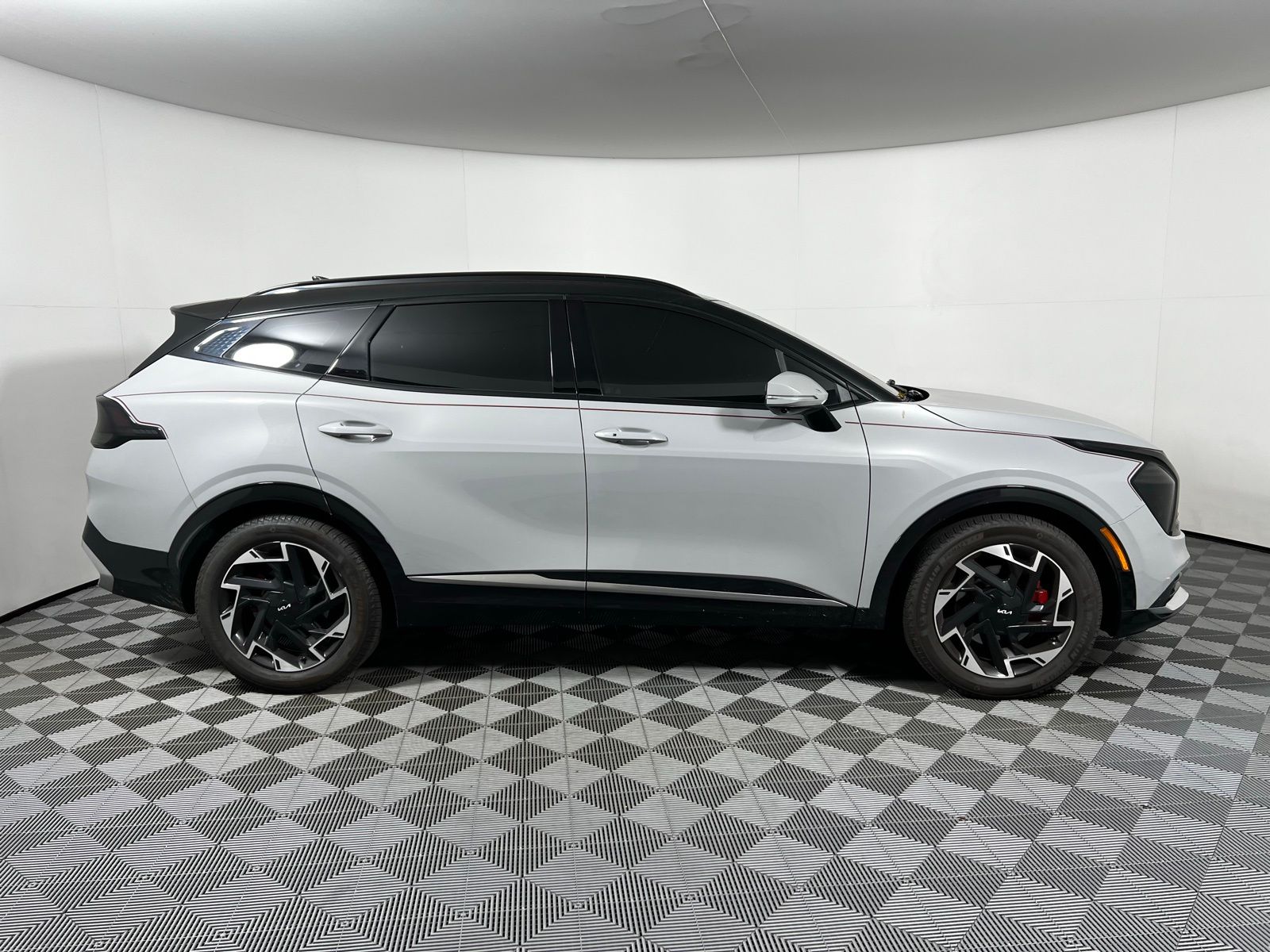 Thumbnail: 2024 Kia Sportage - 4