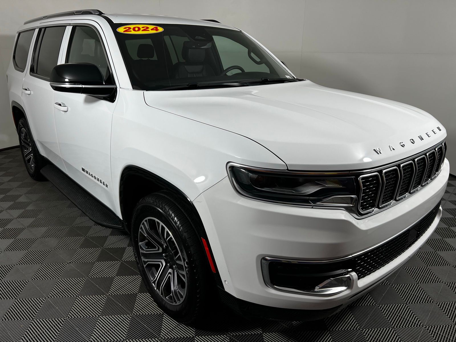 Thumbnail: 2024 Jeep Wagoneer - 3