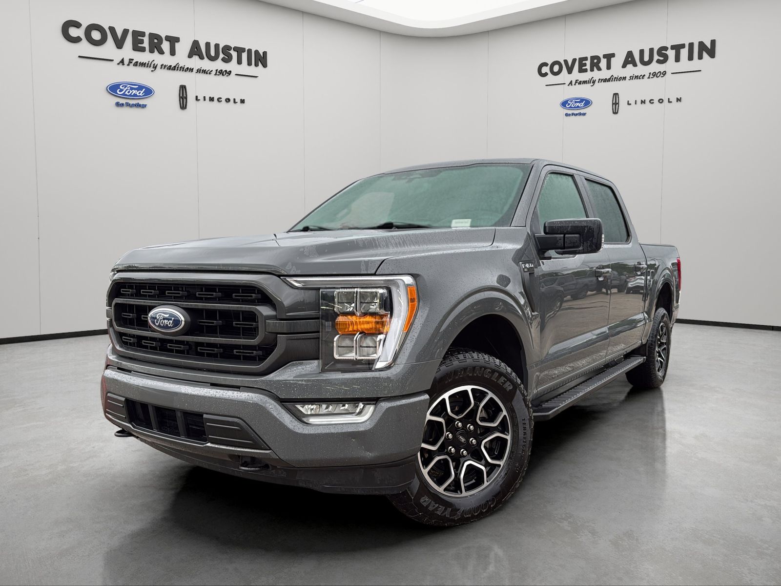 Used Car 2021 Ford F-150  Xlt For Sale Under $35,000 In Austin, Texas