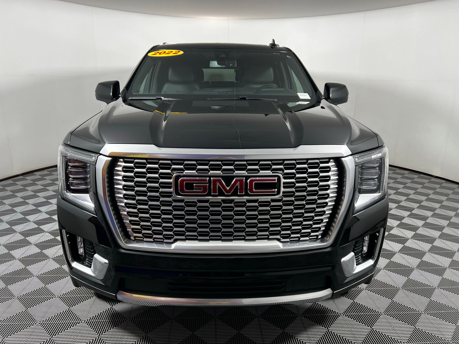 2022 GMC Yukon Denali 2