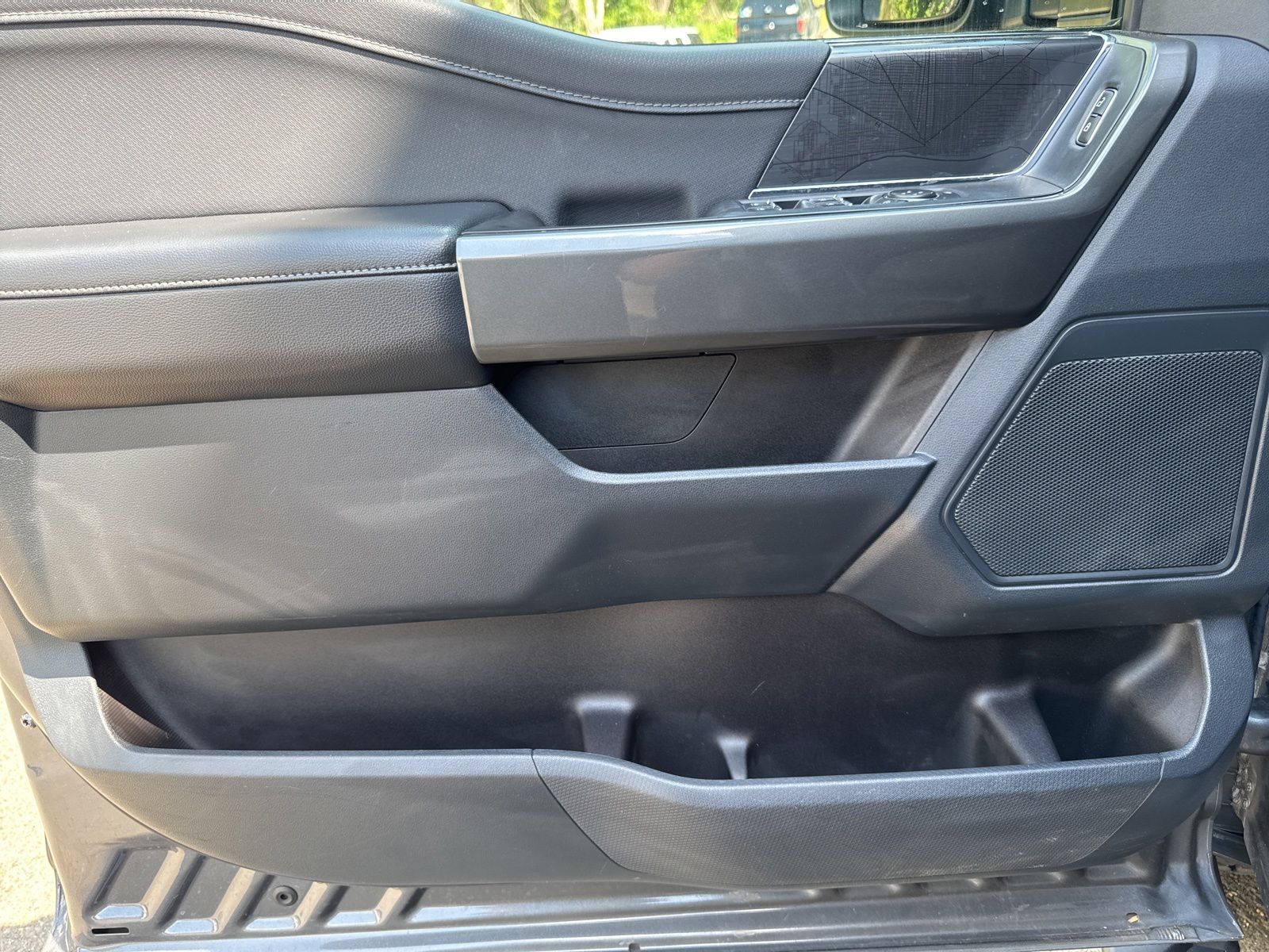 Certified Used 2022 Carbonized Gray Metallic Ford XLT image 24