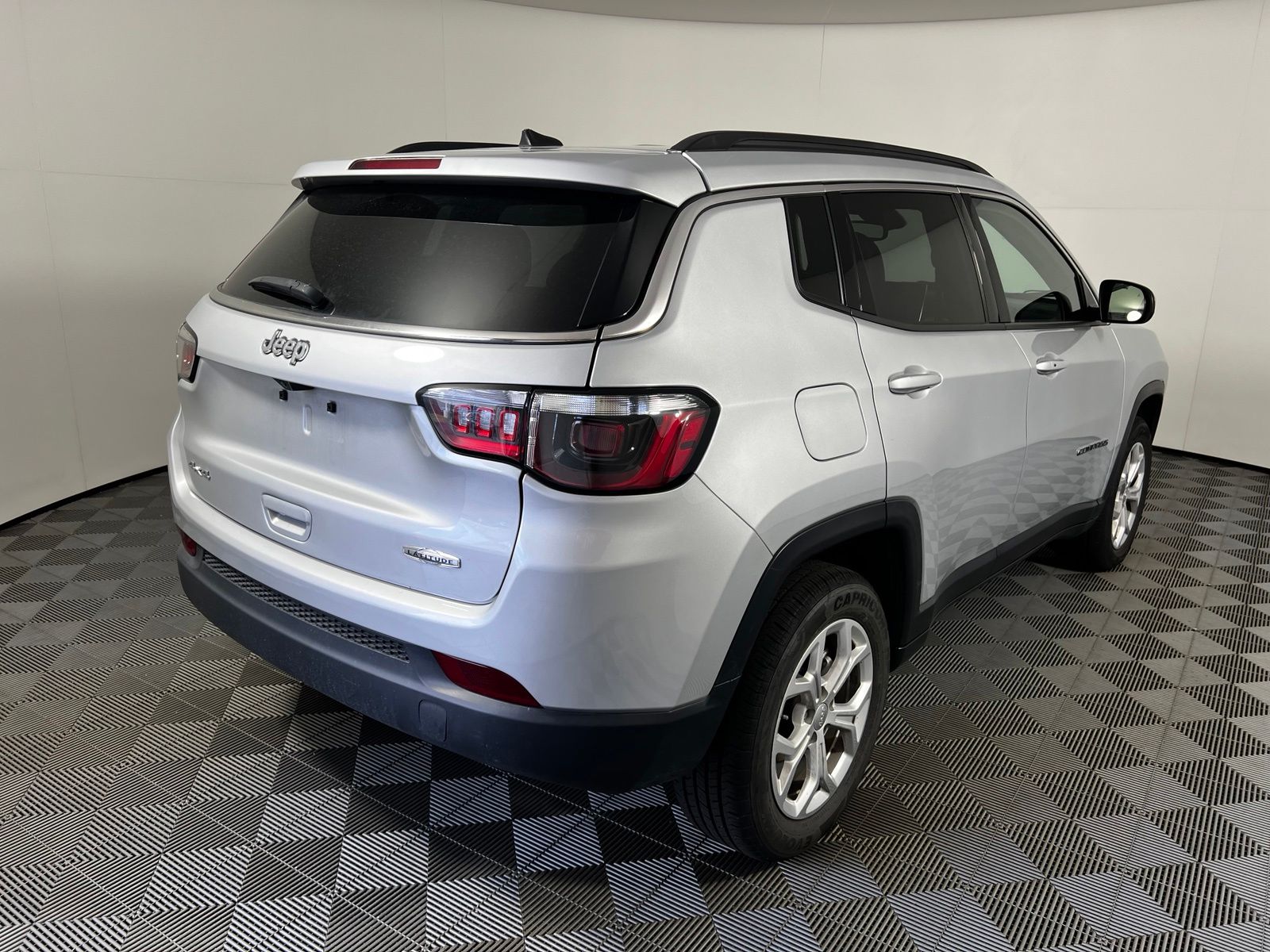 Thumbnail: 2024 Jeep Compass - 5