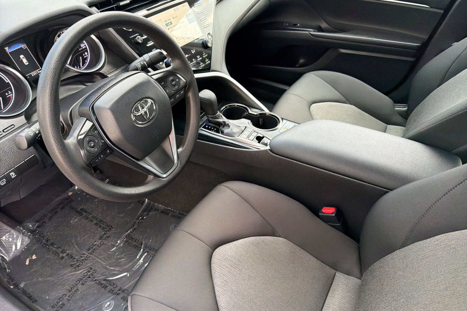 View vehicle photo 7