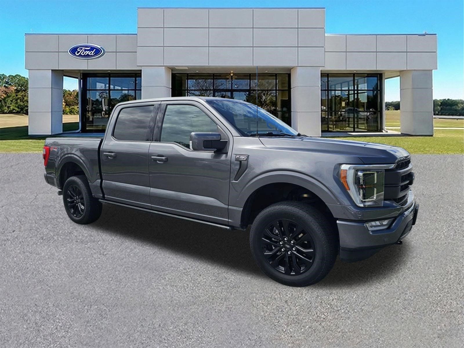  2023 Ford F-150 Lariat SuperCrew 4WD   