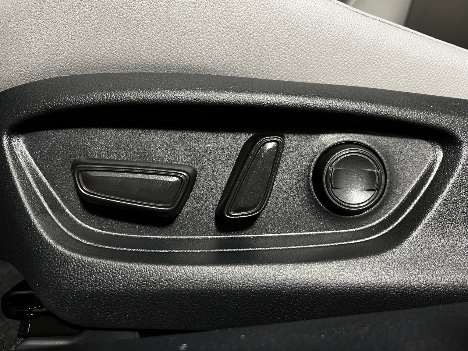 Thumbnail: 2026 Toyota Camry - 11