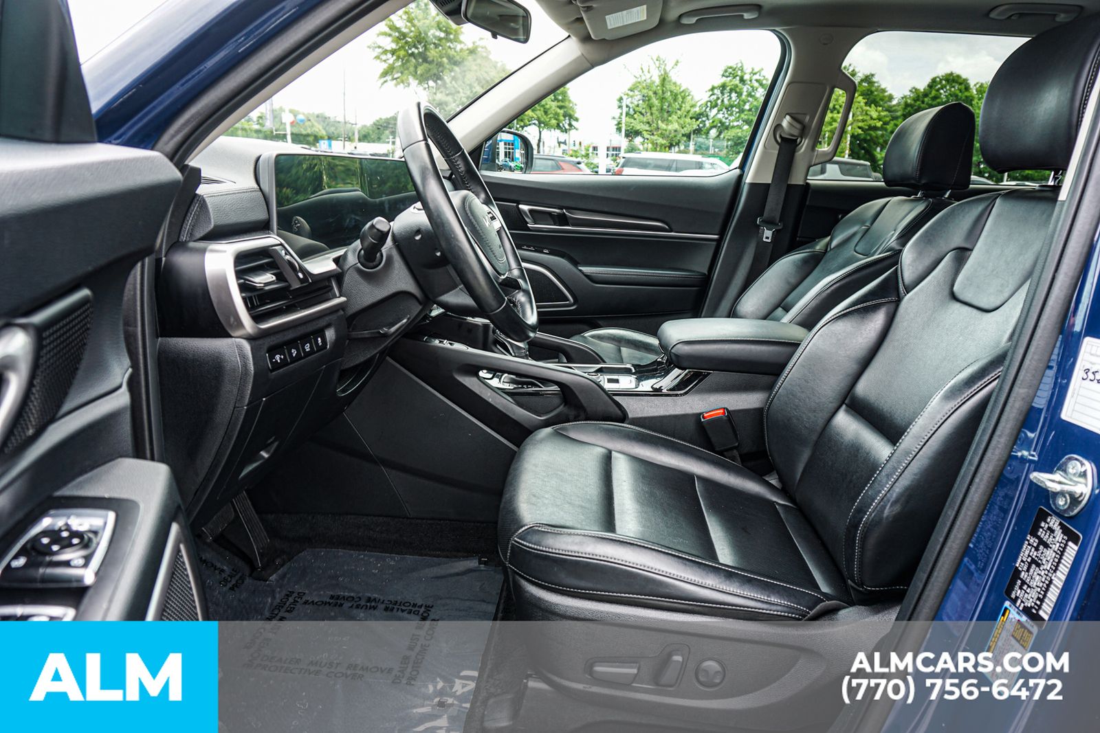 Used 2025 Black Kia S image 20