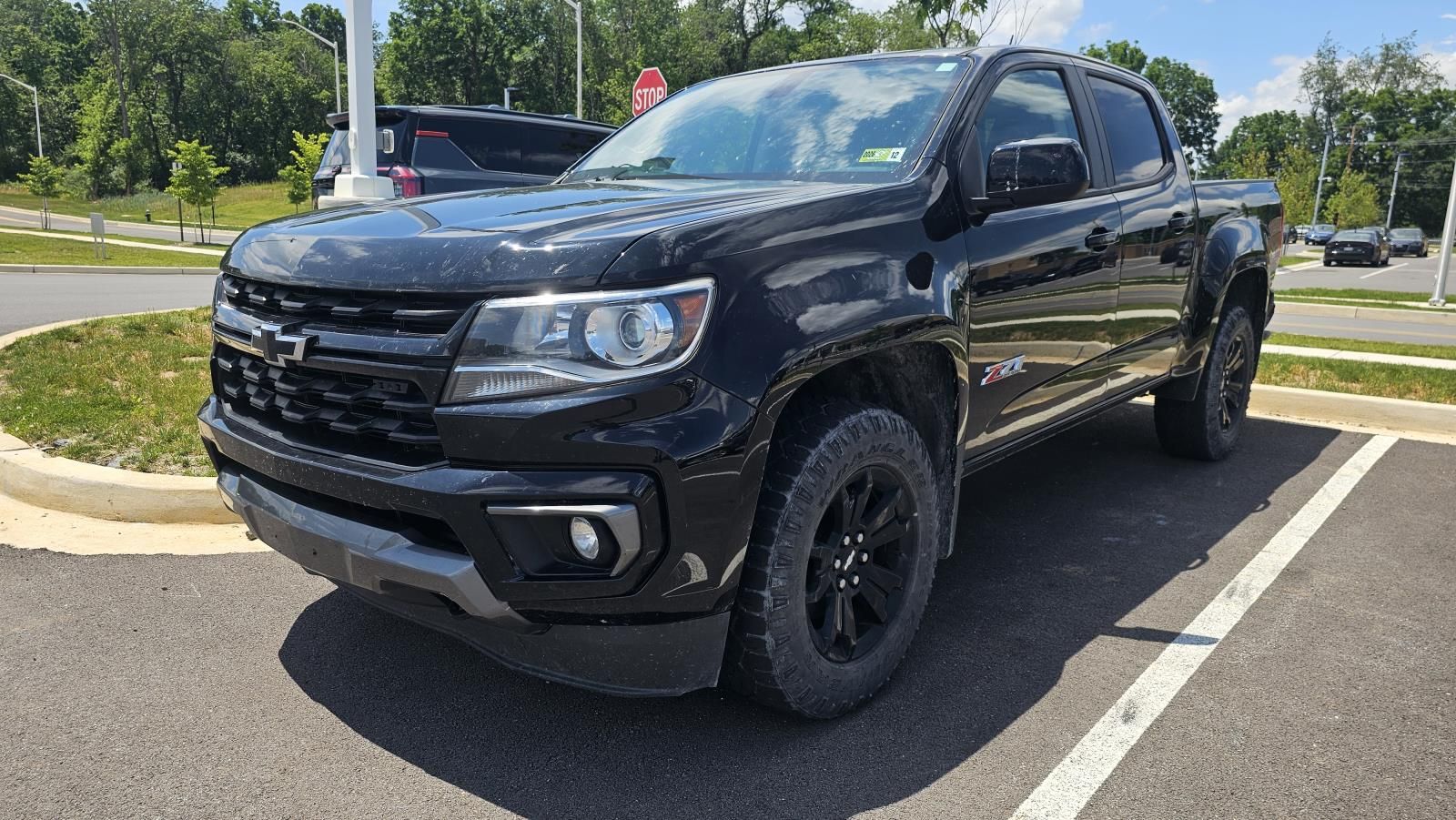 Black 2021 Chevrolet Colorado Z71 Crew Cab 4WD Pickup Truck Four-Wheel Drive 8-Speed Automatic