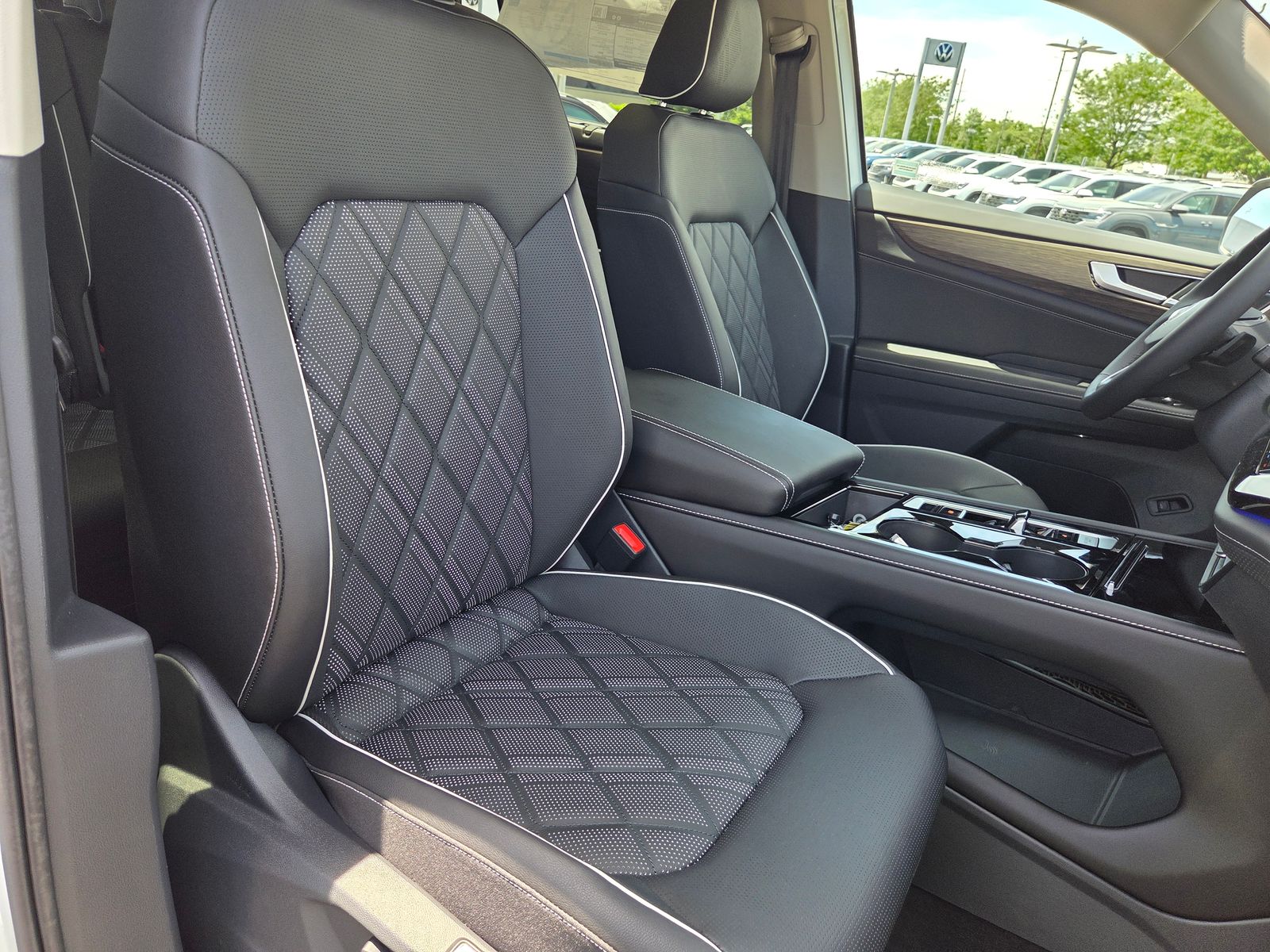 new 2026 Volkswagen Atlas car, priced at $53,803