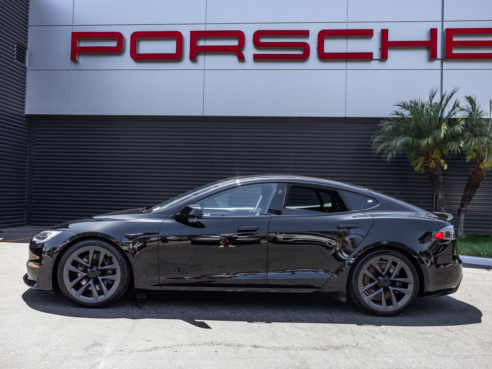 2021 Tesla Model S Plaid's photo