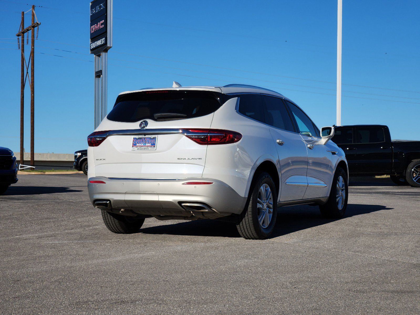 2018 Buick Enclave Essence 5