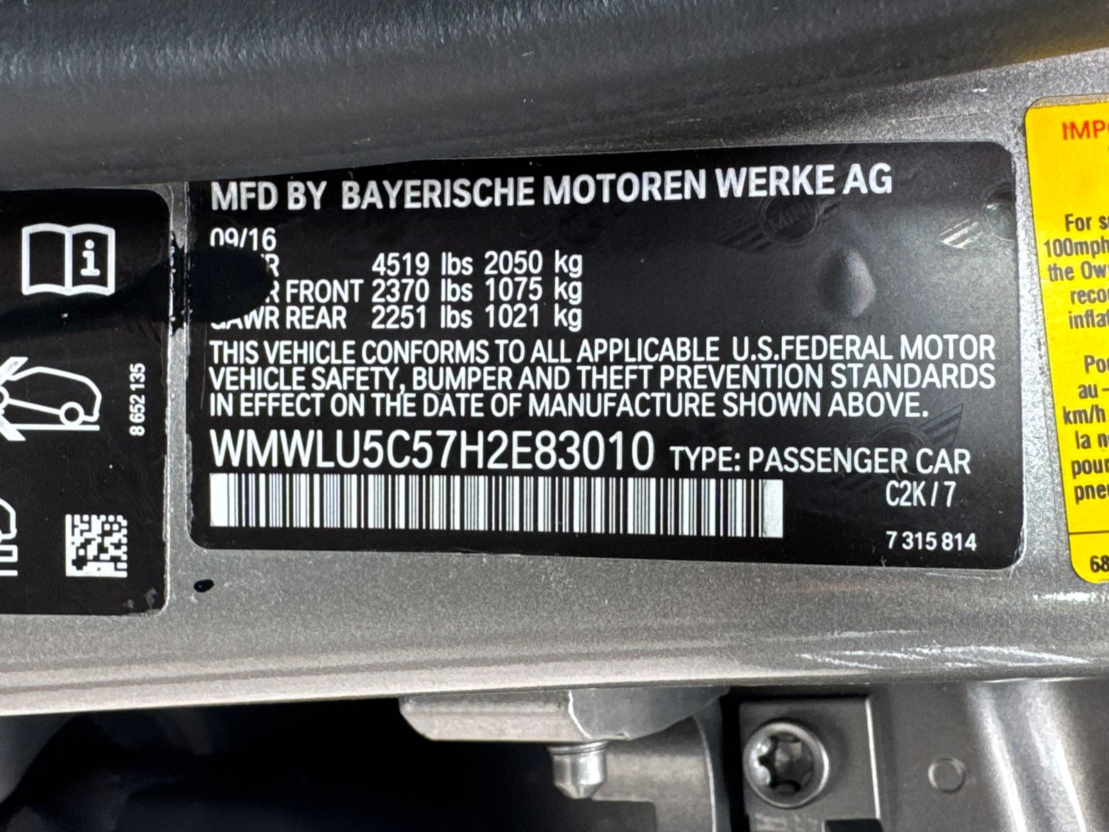 Used 2017 Silver MINI Clubman image 31