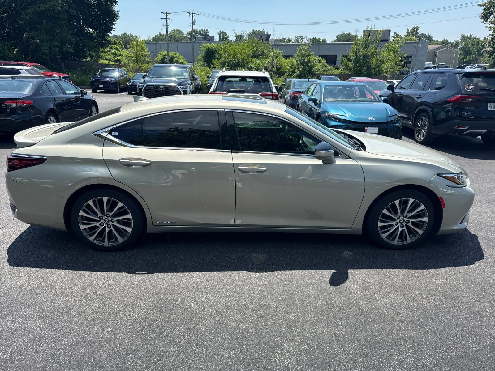 Brown (Beige Metallic) 2021 Lexus ES Hybrid Sedan Front-Wheel Drive Continuously Variable Transmission