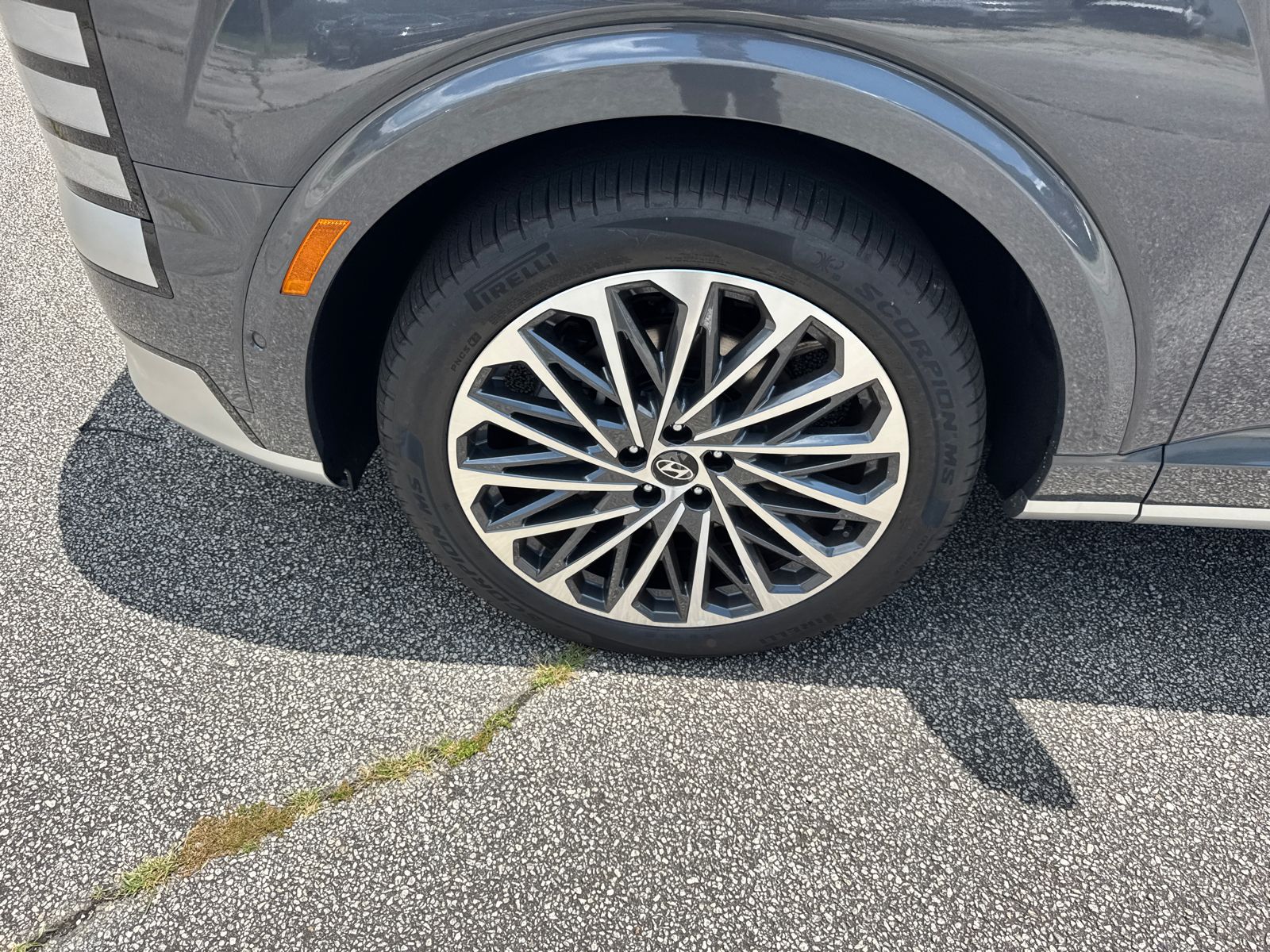New 2026 Gray Hyundai Calligraphy image 12