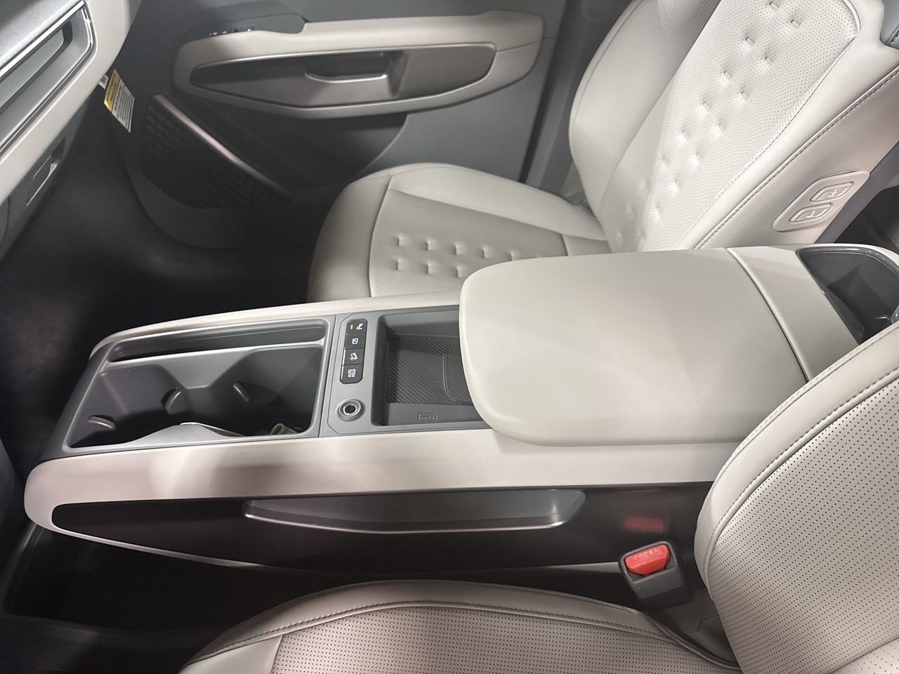 2026 Kia EV9 Wind photo 23