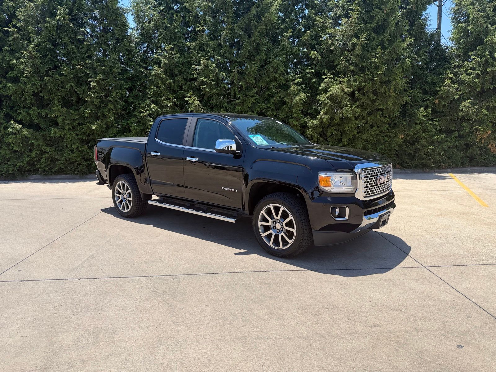 Onyx Black 2019 GMC Canyon Denali Crew Cab 4WD Pickup Truck Four-Wheel Drive 8-Speed Automatic