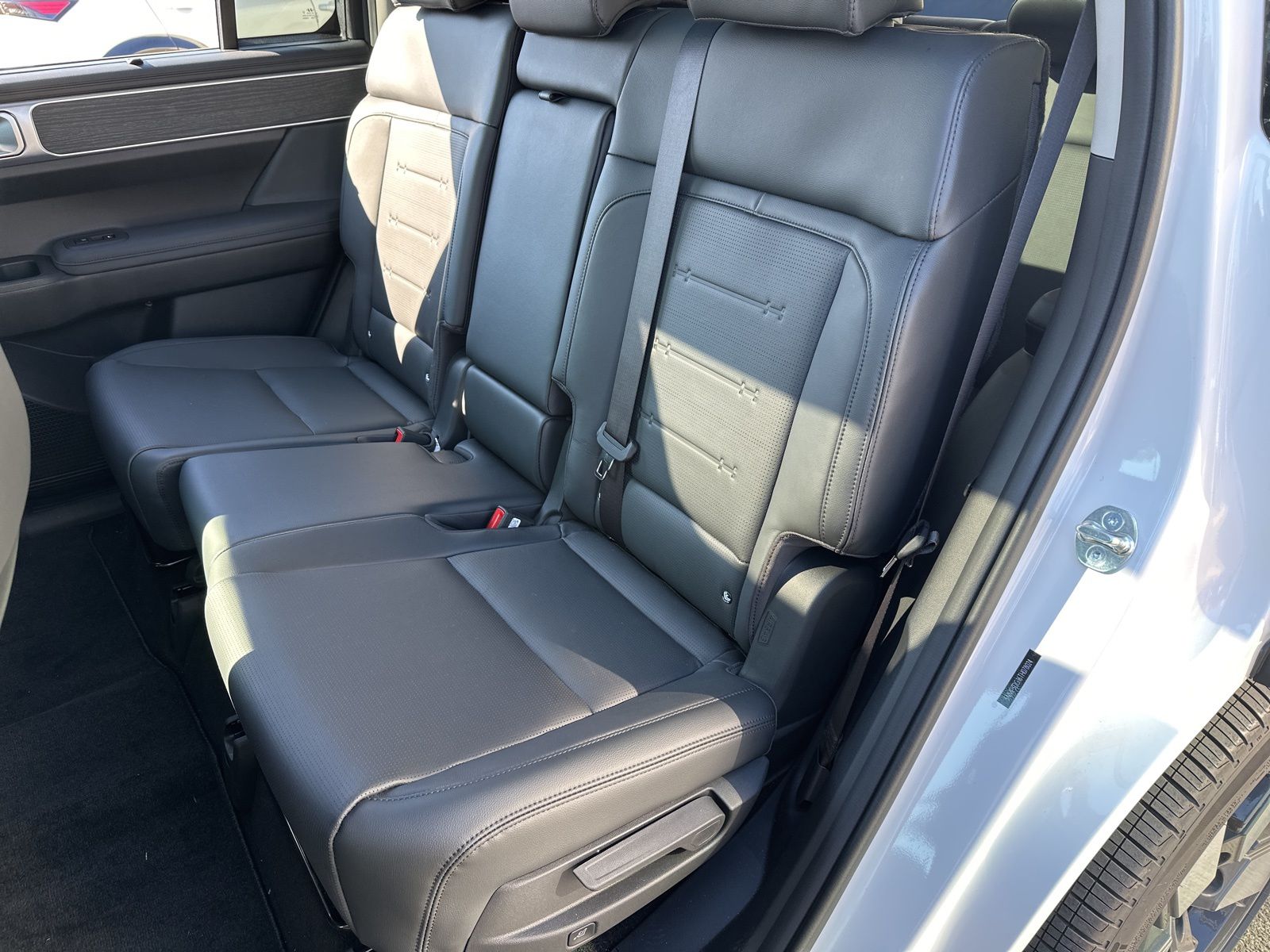 Used 2026 White Hyundai Limited image 6