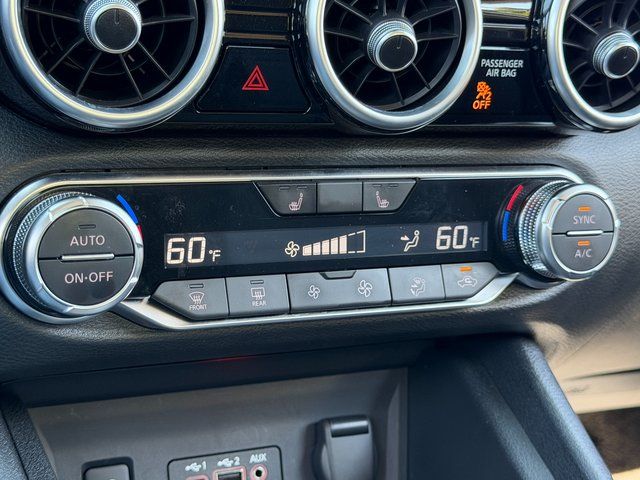 Used 2024 Aspen White Nissan SR image 18