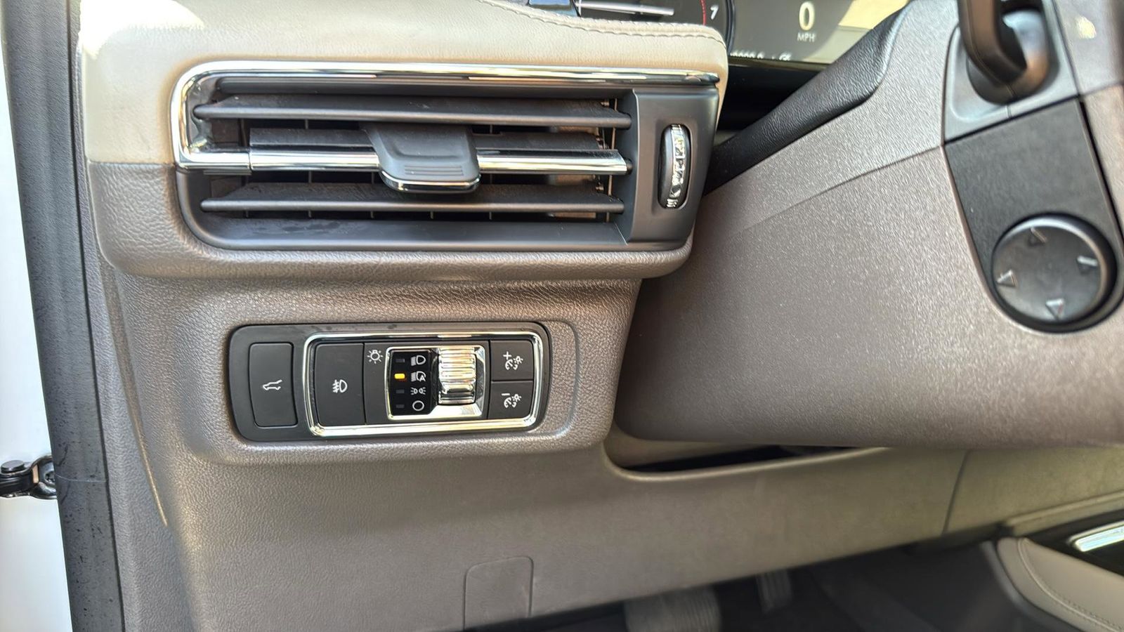 Used Car 2020 Lincoln Corsair  Reserve For Sale Under $30,000 In Austin, Texas