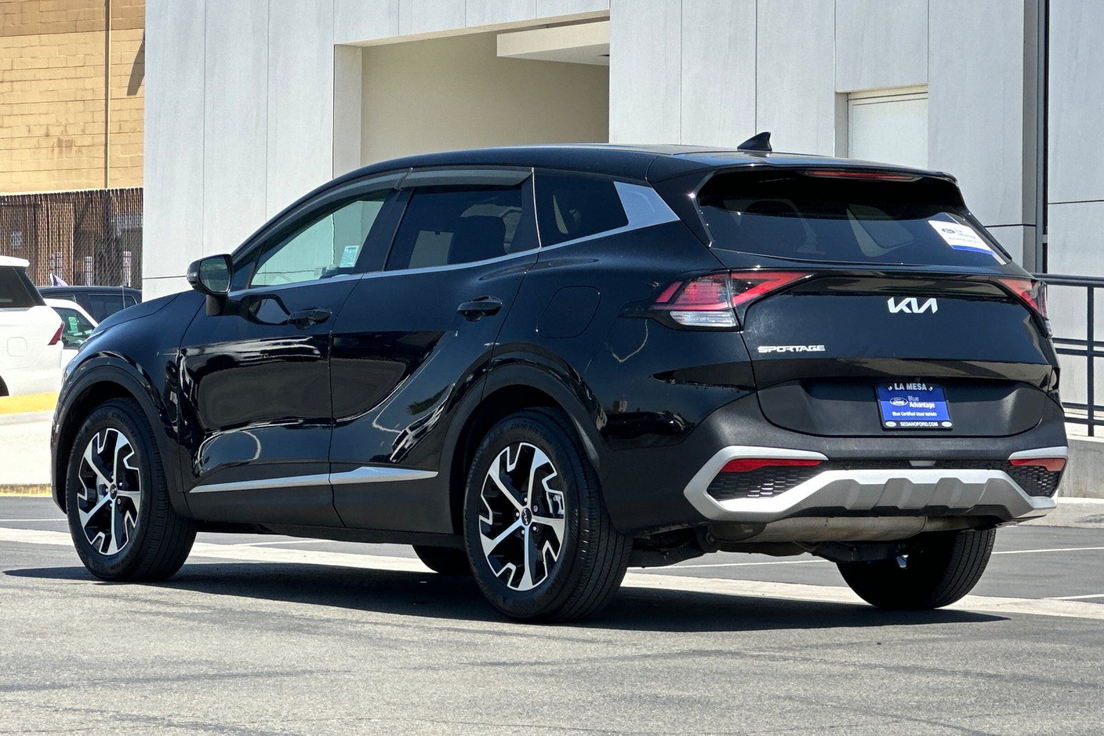 View vehicle photo 5
