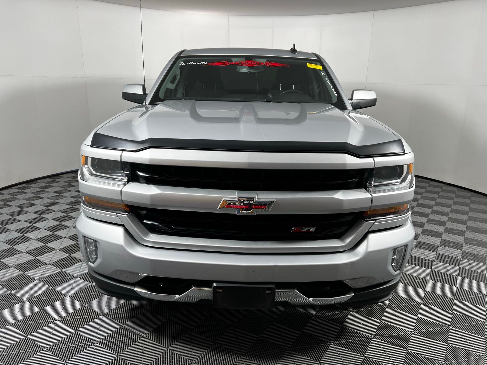 Thumbnail: 2017 Chevrolet Silverado 1500 - 2