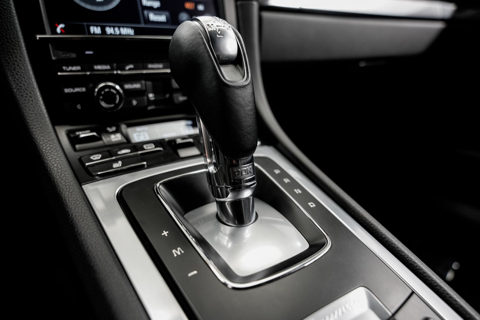 2014 Porsche Cayman S — photo 12