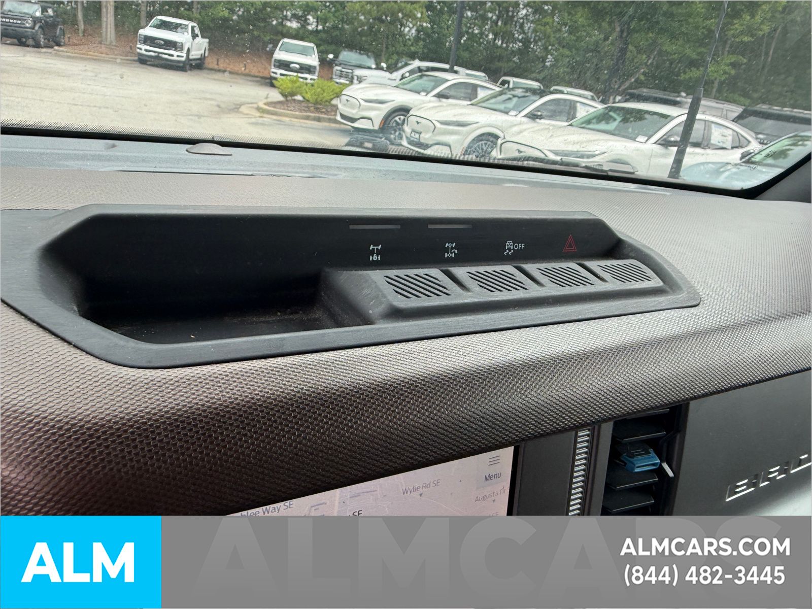 Used 2021 Green Ford Outer Banks image 15