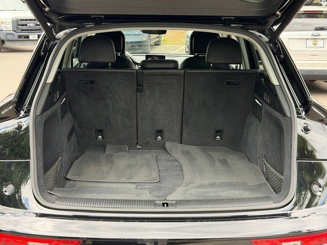 Used 2019 Brilliant Black Audi 2.0T Premium image 21